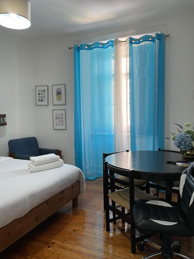 Retro M2 R4 - Lovely Double With Shared Bathroom Maison d'hôtes *